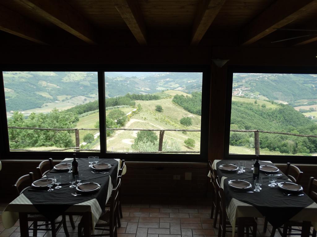 Agriturismo La Terrazza Valfabbrica Eksteriør bilde