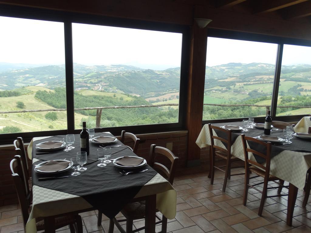 Agriturismo La Terrazza Valfabbrica Eksteriør bilde